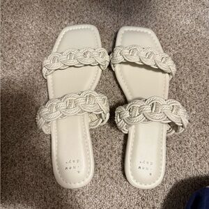 A new day white pearl sandal